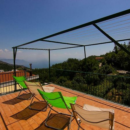 Bed and Breakfast Sentiero Di Costiera Vietri Exterior foto